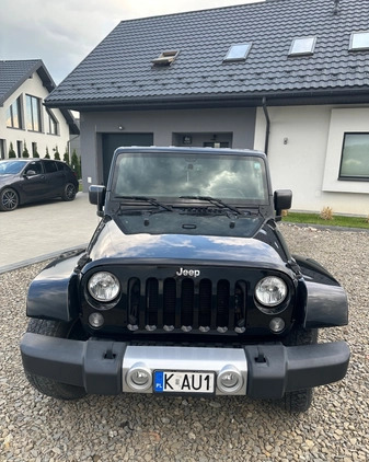 Jeep Wrangler cena 129900 przebieg: 82000, rok produkcji 2015 z Drzewica małe 742